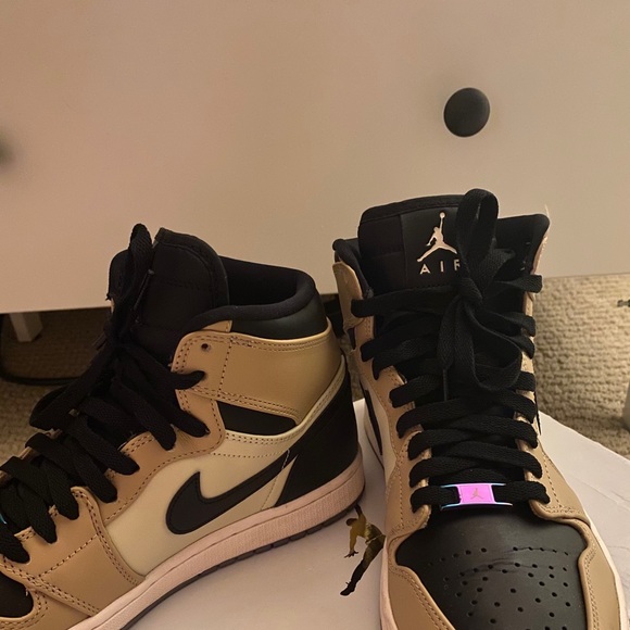 Amazon.com | Nike Men Jordan 1 mushroom highs